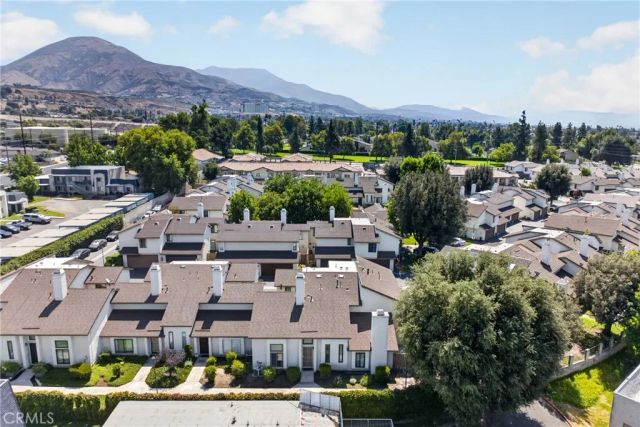 1974 E Lynwood Drive 10E, San Bernardino, CA 92404