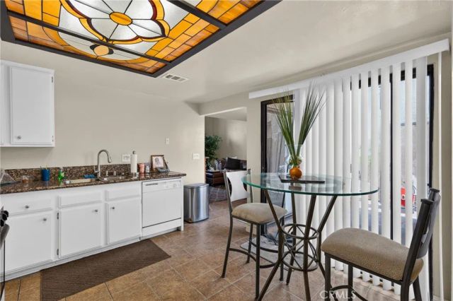 1974 E Lynwood Drive 10E, San Bernardino, CA 92404