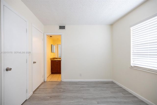 9235 SW 8th St 403, Boca Raton, FL 33428