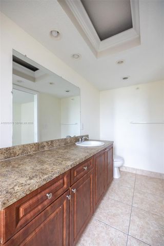 9235 SW 8th St 403, Boca Raton, FL 33428
