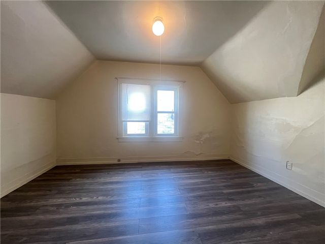 5 Saint Jacob St, Rochester, NY 14621
