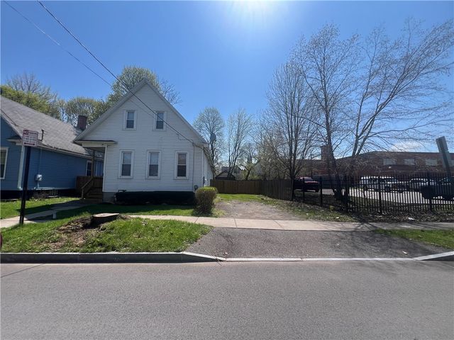 5 Saint Jacob St, Rochester, NY 14621