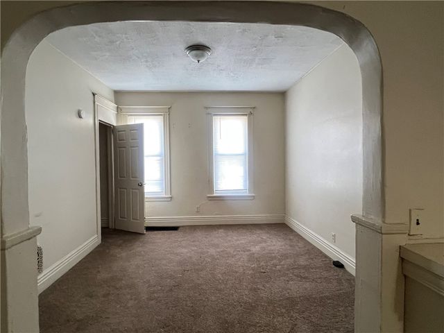 5 Saint Jacob St, Rochester, NY 14621