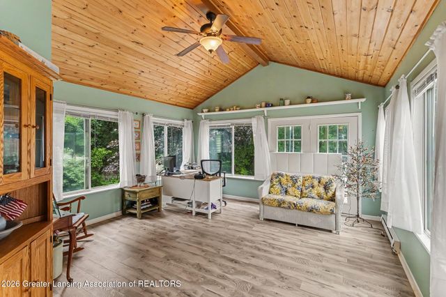 471 Windrock Lane, Dimondale, MI 48821