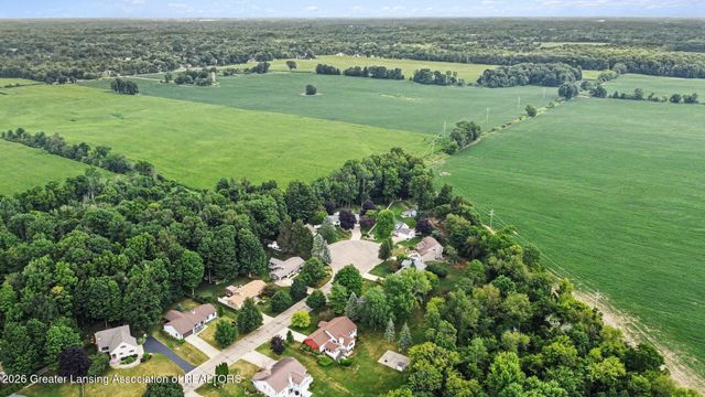 471 Windrock Lane, Dimondale, MI 48821