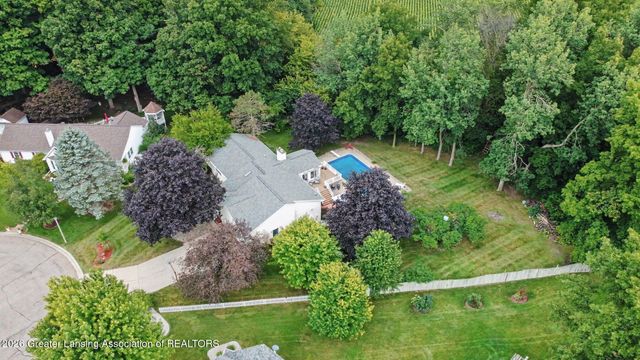 471 Windrock Lane, Dimondale, MI 48821