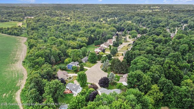 471 Windrock Lane, Dimondale, MI 48821