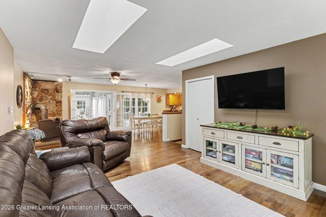 471 Windrock Lane, Dimondale, MI 48821