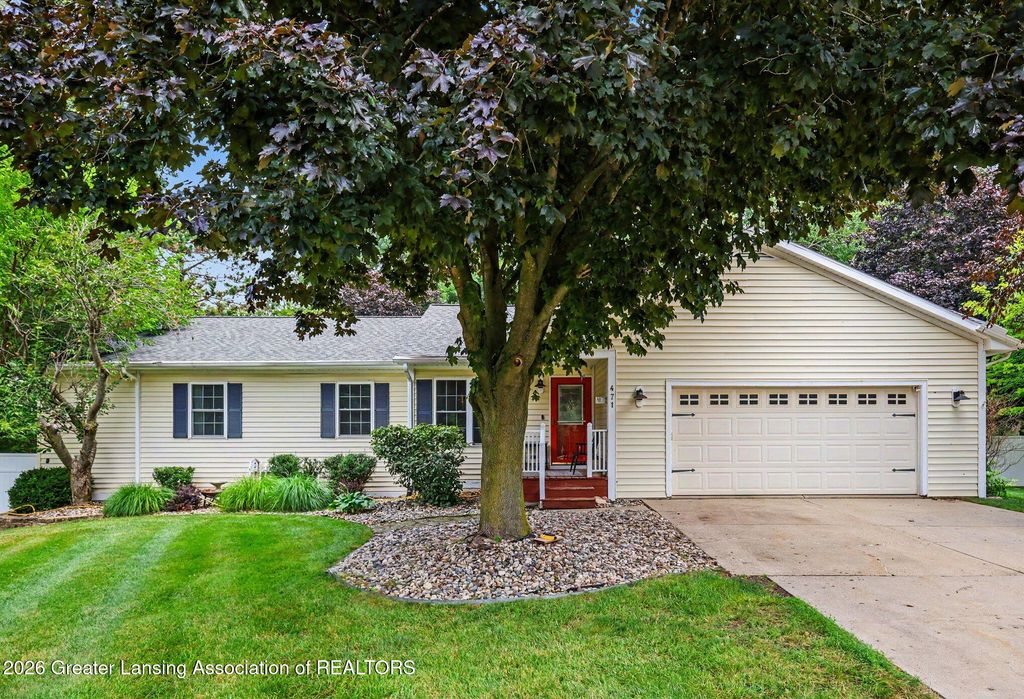 471 Windrock Lane, Dimondale, MI 48821