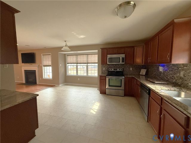 9901 Ethens Castle Dr, Chester, VA 23831