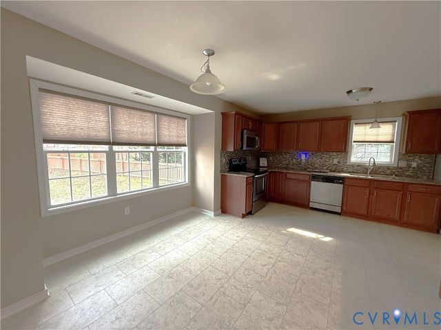 9901 Ethens Castle Dr, Chester, VA 23831