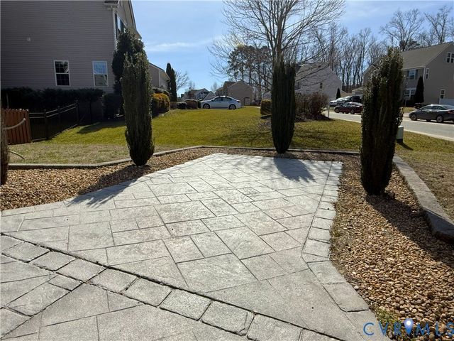 9901 Ethens Castle Dr, Chester, VA 23831