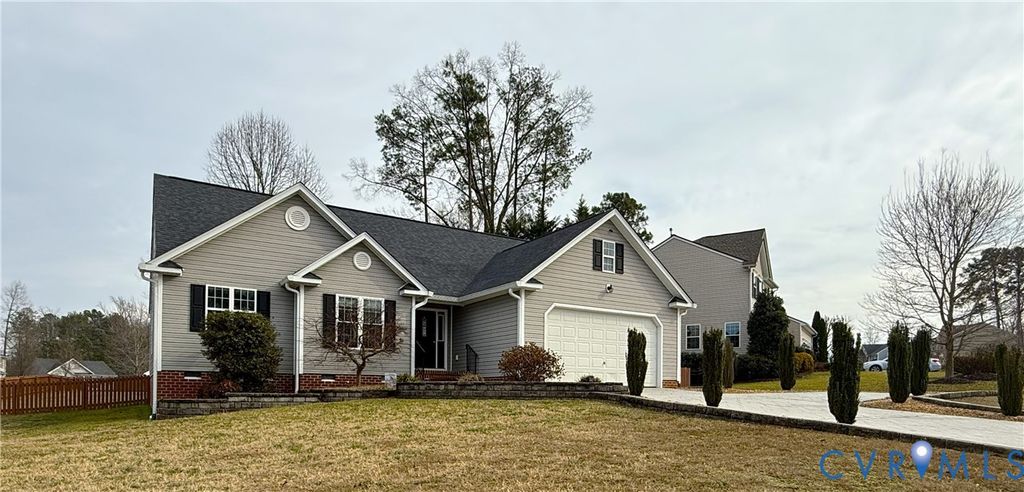 9901 Ethens Castle Dr, Chester, VA 23831