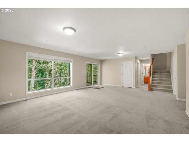 1633 Sw JOSHUA St, Portland, OR 97219