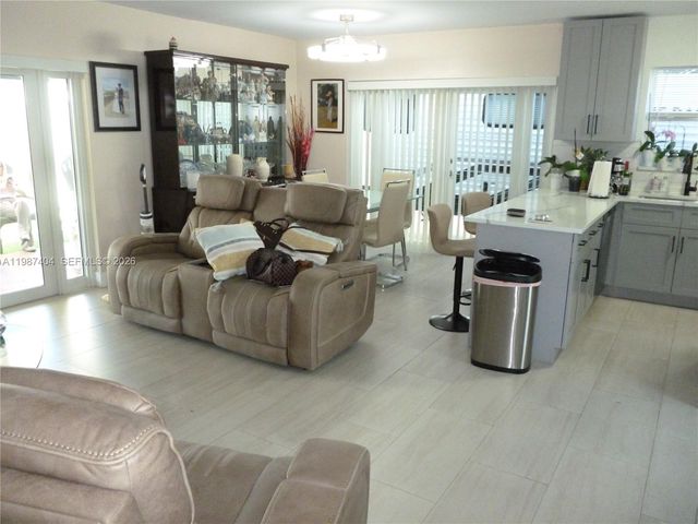 19372 SW 119th Ct, Miami, FL 33177