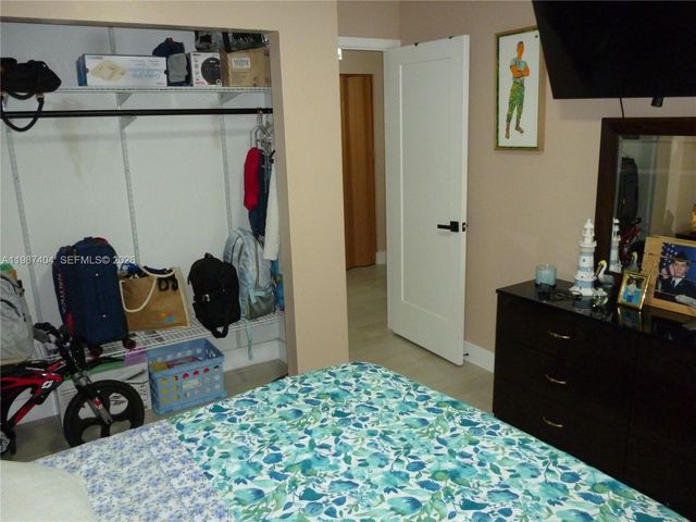 19372 SW 119th Ct, Miami, FL 33177