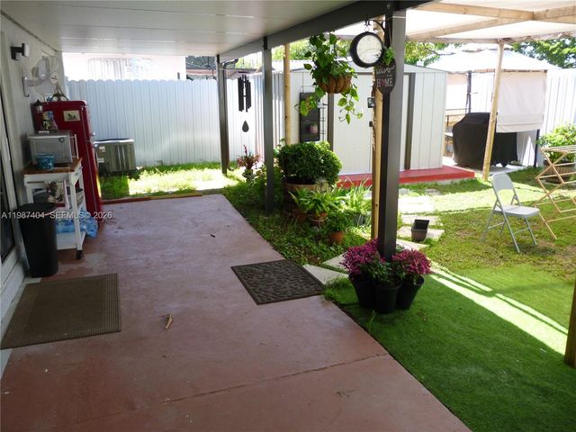 19372 SW 119th Ct, Miami, FL 33177