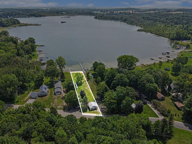 2402 Dumont Lake Road, Allegan, MI 49010