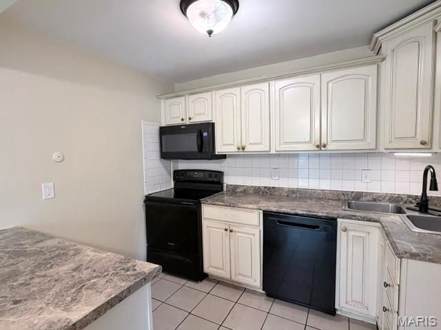 1115 Appleseed Lane A, Olivette, MO 63132