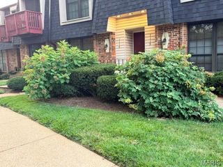 1115 Appleseed Lane A, Olivette, MO 63132