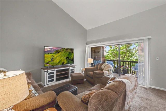 750 Shaker Drive 707, Lexington, KY 40504
