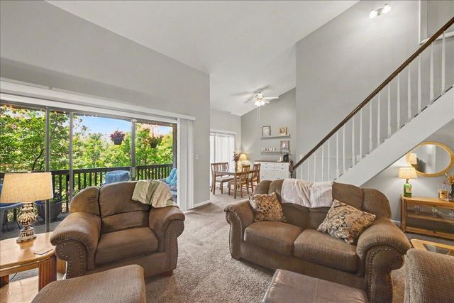 750 Shaker Drive 707, Lexington, KY 40504