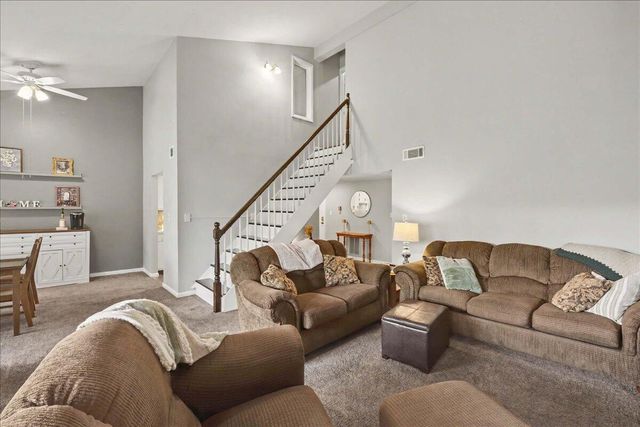 750 Shaker Drive 707, Lexington, KY 40504