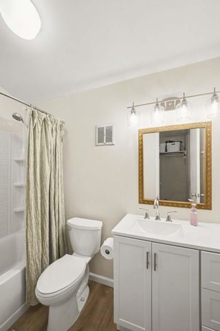 750 Shaker Drive 707, Lexington, KY 40504