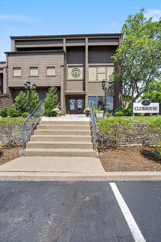 750 Shaker Drive 707, Lexington, KY 40504