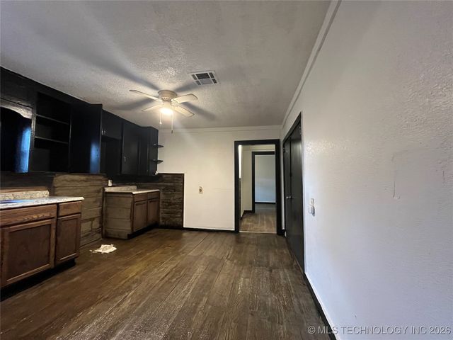 1503 E Virgin Street, Tulsa, OK 74106