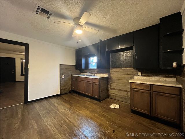 1503 E Virgin Street, Tulsa, OK 74106