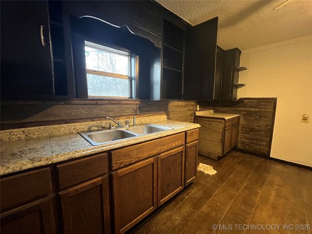 1503 E Virgin Street, Tulsa, OK 74106