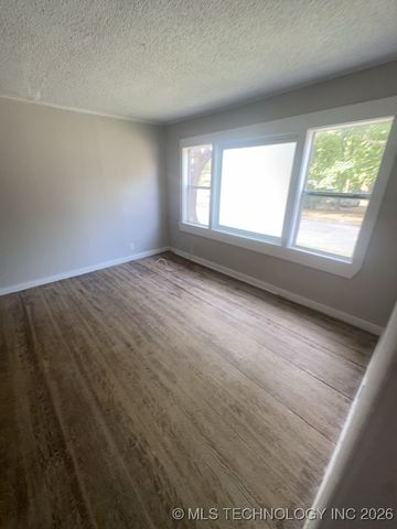 1503 E Virgin Street, Tulsa, OK 74106