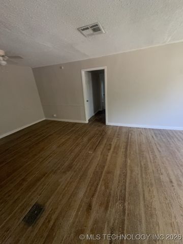 1503 E Virgin Street, Tulsa, OK 74106