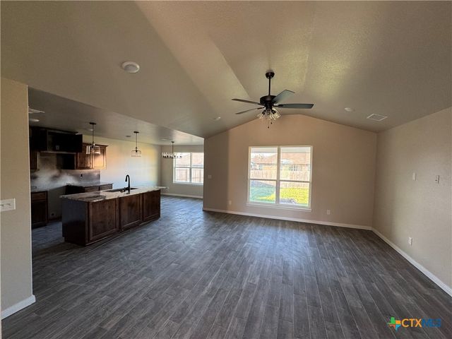 2552 Cowgirl Trail, Belton, TX 76513