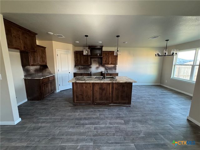 2552 Cowgirl Trail, Belton, TX 76513