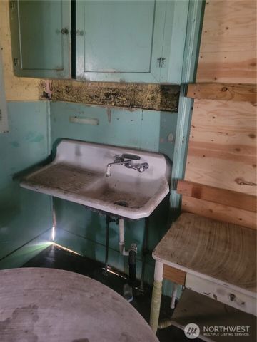 218 S 2nd Street, Shelton, WA 98584