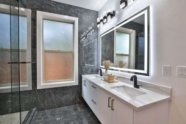 341 Carlyn Avenue, Campbell, CA 95008