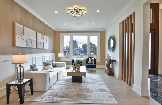 341 Carlyn Avenue, Campbell, CA 95008