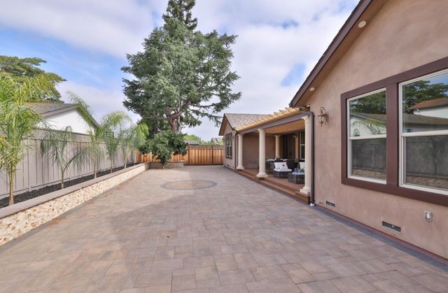 341 Carlyn Avenue, Campbell, CA 95008