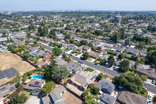 341 Carlyn Avenue, Campbell, CA 95008