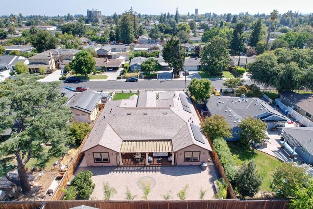 341 Carlyn Avenue, Campbell, CA 95008