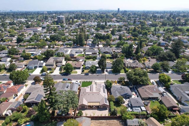 341 Carlyn Avenue, Campbell, CA 95008