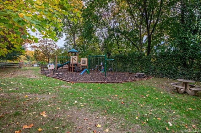 153 E Hartsdale Avenue 1B, Hartsdale, NY 10530