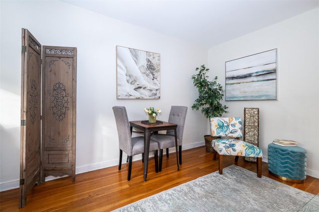 153 E Hartsdale Avenue 1B, Hartsdale, NY 10530