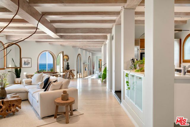 32804 Pacific Coast Highway, Malibu, CA 90265