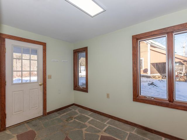 24 Hunt Road, Westmoreland, NH 03467