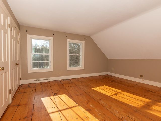 24 Hunt Road, Westmoreland, NH 03467