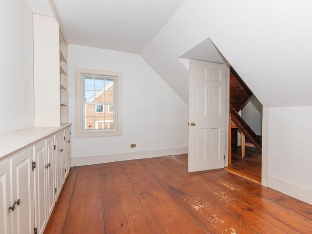 24 Hunt Road, Westmoreland, NH 03467