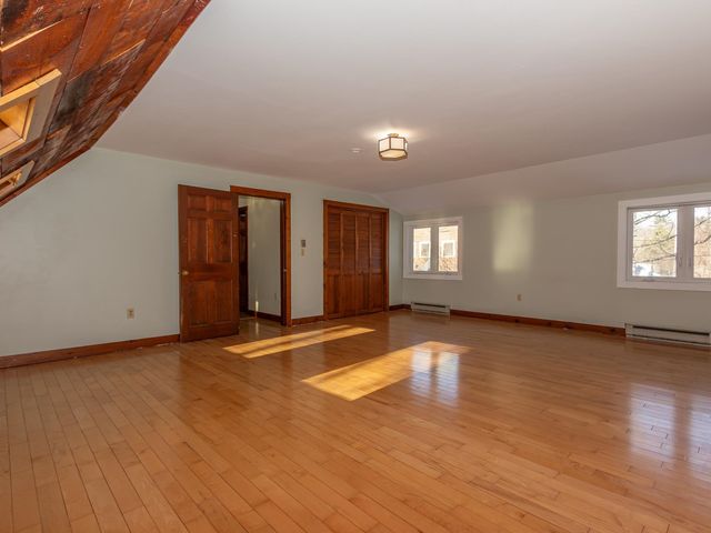 24 Hunt Road, Westmoreland, NH 03467